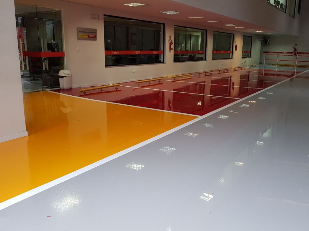 Leia mais sobre o artigo Chão epóxi em Aclimação Centro-SP