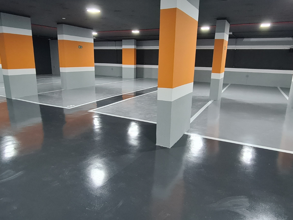 Piso epóxi para condomínios e garagens