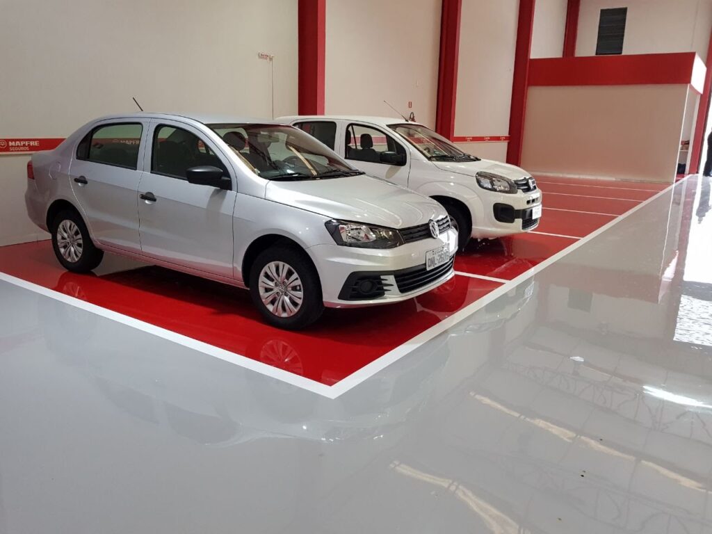 Piso epóxi Autonivelante