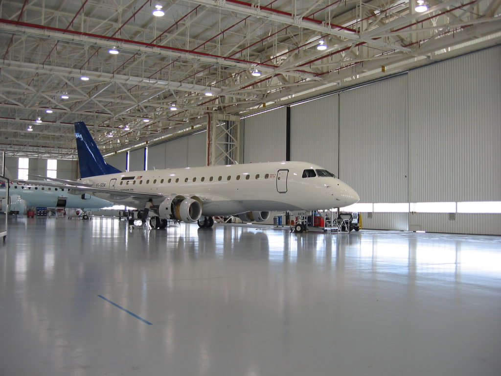 Piso em Aeroportos e Hangares