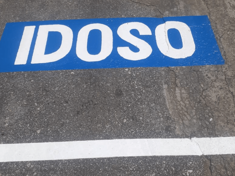 Faixa de demarcação em asfalto (6)