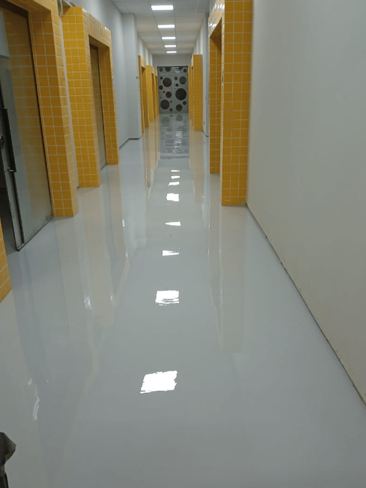 Piso epóxi autonivelante