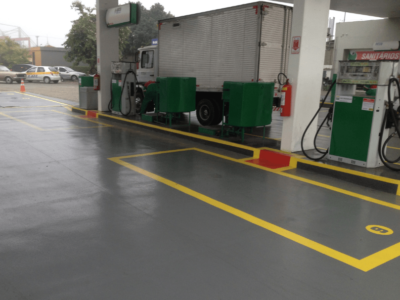 Piso epóxi para posto de combustivel (1)