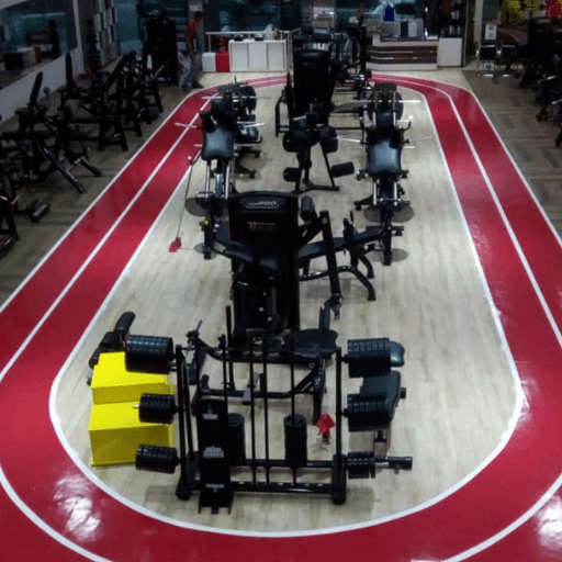 piso de fácil limpeza em academia